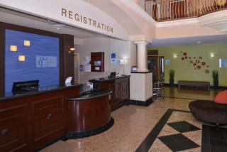Holiday Inn Express Hotel & Suites El Centro by IHG - El Centro - 8