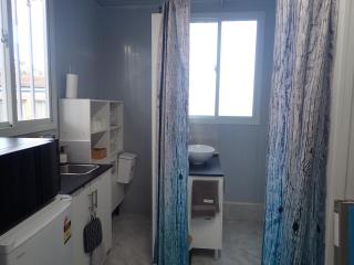 Danni's Hidden Retreat - - 3
