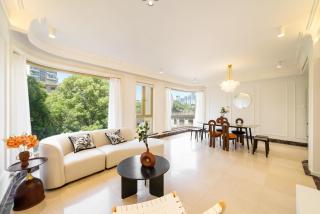 Yi Du Home at Yu Garden with Iconic Skyline Views -Steps to Metro, Cards OK - 1