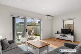 4-6 Broughton Ave, Cowes - Cowes - 4