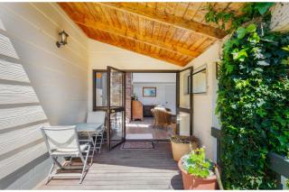 Palm Beach Waiheke Tranquil B&B - 1