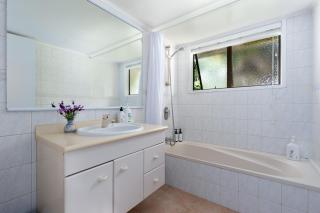 Palm Beach Waiheke Tranquil B&B - 2
