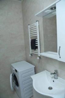 Seaside Charm Apartment - Batoemi - 1