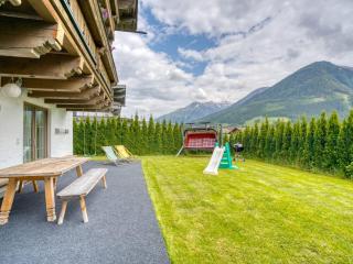 Chalet in Neukirchen with Mountain Views - 3