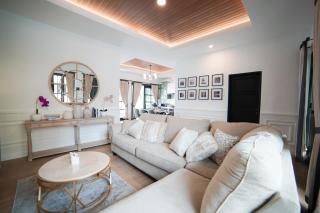 Ubu Villa California - 2 Bedrooms Villa in Yogyakarta - Sleman - 9
