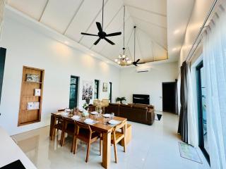 spring pool villa - - 9