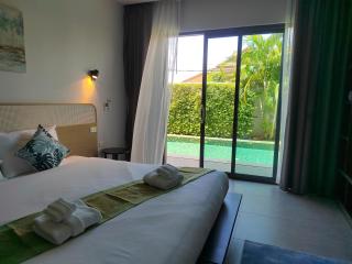spring pool villa - - 3