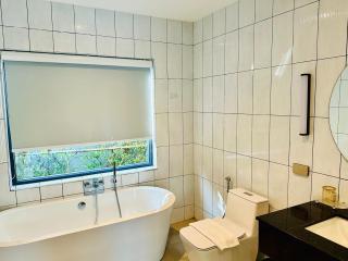 spring pool villa - - 1