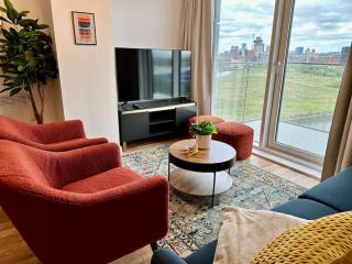 Beautiful Waterside Apartment near Old Trafford - Manchester - 4