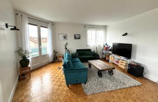 Confortable- lumineux- proche Paris - LʼHay-les-Roses - 0