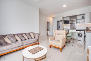 Urban Oasis Apartments at The Median - 4