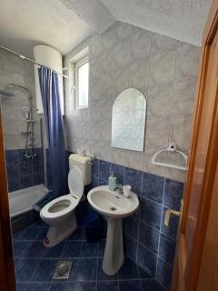 Alex Apartments - 4