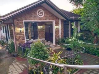 Lovely House in Tagaytay w Pool near Skyranch - Tagaytay - 7