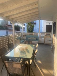 Alex’s House - Paradisos - 2