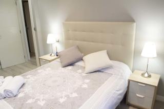 Apartamenticos Plaza Las Armas - Saragozza - 4
