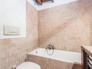 Enchanting Two Bedroom Navona - Rome - 8