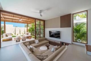 Umalas Escape - Premier 3BR Tropical Villa Steps from Canggu - Canggu - 8
