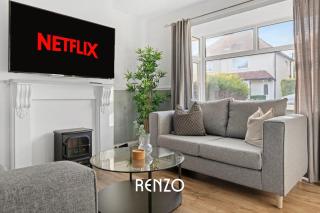 Vibrant and Cosy 3-Bed Home in Nottingham by Renzo, Perfect for Contractors, Free Parking! - Beeston - 8