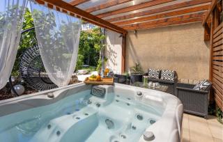 Amazing Home In Novi Vinodolski - 1
