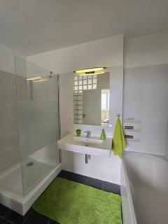 Apartment Majko with free parking - Bratislava - 3