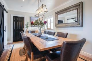 Highfield - 5 Bedroom Holiday Home - Pembroke Dock - 1