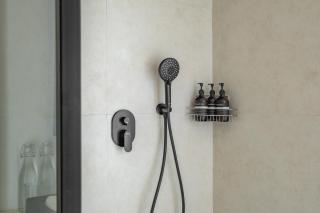 3 BD with Rooftop Jacuzzi and Glass Pool - Canggu - 4
