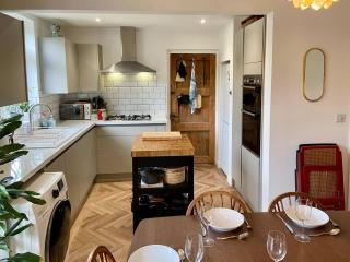 Pass the Keys 3 Bedroom home within walking distance of town - Shrewsbury - 7