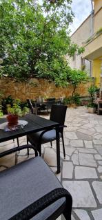 Guesthouse Ivan - Skradin - 0