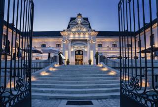 Best Western Premier Hotel de la Cite Royale - Loches - 0