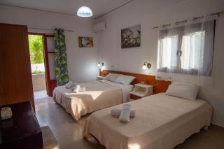 Harry's Bar & Apartments 1 - Acharavi - 5