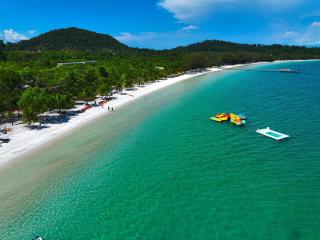 Koh Rong Beach Hostel and Bungalows - 6