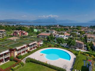 DesenzanoLoft Official Partner MARRIOTT Homes & Villas - Co2 apartment in Residence Vistalago with 5 pools - Desenzano del Garda - 1