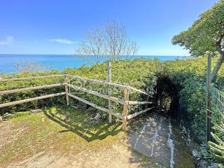 630 - Villa Giulia con ampio giardino e bellissima vista mare - SPIAGGIA inclusa nel prezzo - Numana - 7