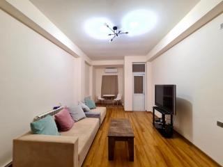 Seaview Flag Square Studio Central - Baku - 6