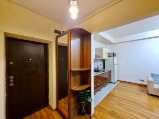 Seaview Flag Square Studio Central - Baku - 1