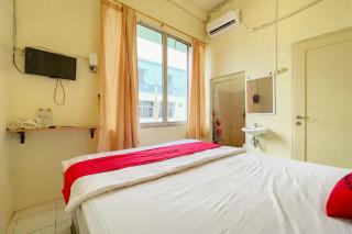 RedDoorz near Soekarno Hatta Airport 3 - Tangerang - 1