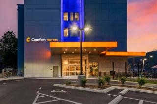 Comfort Suites Gatlinburg Downtown-Convention Center - Gatlinburg - 4