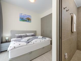 Rooftop apartment with jacuzzi - Paphos - 2