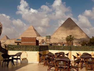 Hur magic pyramids Hotel - Kairo - 0