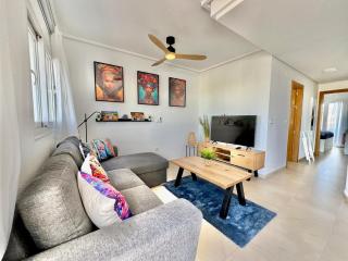 Stunning apartment with a beautiful pool/lake view - Sucina - 4