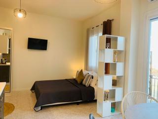 Caesar Deluxe Apartment in Ermoupoli - Ermoupoli - 9