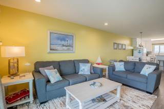 Oceanfront with Pool - Winds VI - Carolina Beach - 4