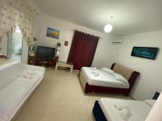 Vila Avni Likometi - 4