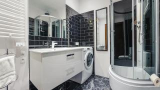 Heart of Oldtown Apartment - 5