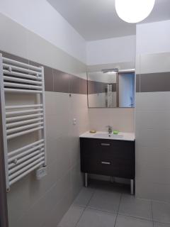 studio rdc avec terrasse et parking privé - 7