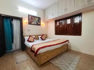 Nature's Vibe Homestay Nainital Near Kainchi Dham - Nainital - 1