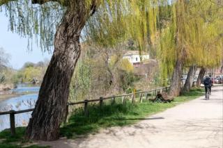 Acogedor apartamento cerca del casco antiguo - Girona - 3