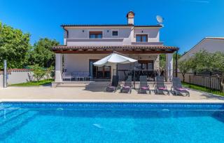 4 Bedroom Pet Friendly Home In Vodnjan - Vodnjan - 3