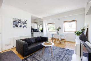 Spacious KENSINGTON Apartment - GREAT LOCATION - 6