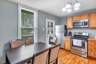 Historic First Floor Tower Grove Unit STL 1E - 5